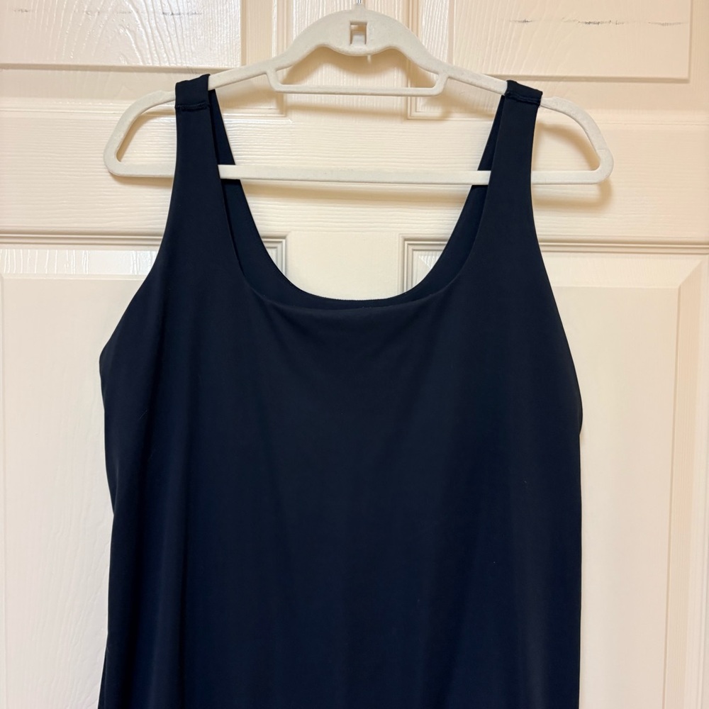 Old Navy Women's Active Powersoft Tennis dress with built in bra and shorts XL - Picture 2 of 4